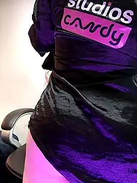 zahra Jalid online show from October 2025 09:24:02 PM