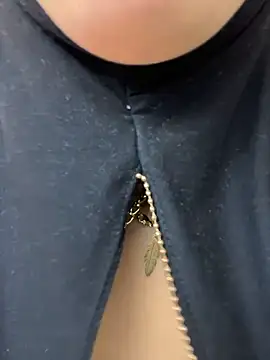 zahra Jalid online show from January 2026 12:39:02 AM