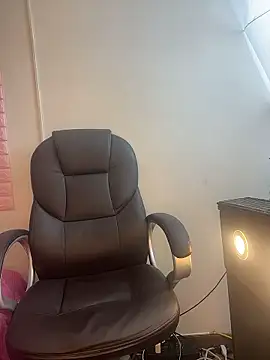 zahra Jalid online show from January 2026 11:33:02 PM