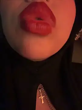 Snapshot of zahra_Jalid chatting on May 2026 09:46:02 PM zahra Jalid online show from May 2026 09:46:02 PM