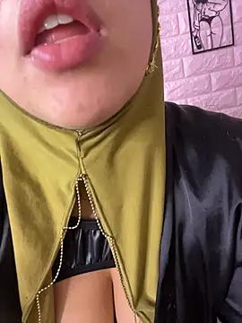 zahra Jalid online show from March 2026 01:51:01 AM