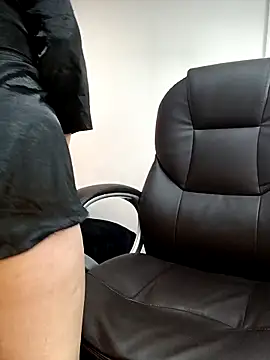 zahra Jalid online show from October 2025 03:46:01 PM