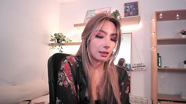 SabrinaSpell  online show from April 2026 01:01:02 PM