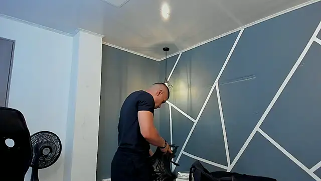 bruno cavalli online show from April 2026 05:19:01 PM