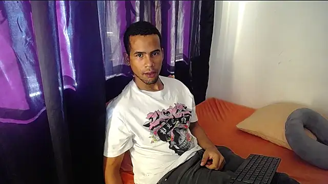 Morb69Erotic online show from January 2025 08:09:01 PM