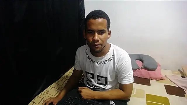 Morb69Erotic online show from January 2025 02:54:01 AM