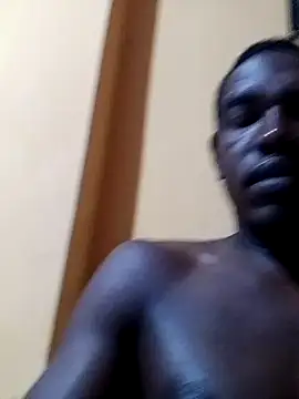 Snapshot of Elnegro28 chatting on February 2025 12:43:02 PM Elnegro28 online show from February 2025 12:43:02 PM