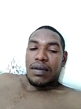 Snapshot of Elnegro28 chatting on September 2025 02:27:01 AM Elnegro28 online show from September 2025 02:27:01 AM