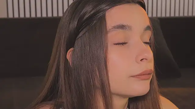 Bella Alita online show from May 2026 08:14:02 PM