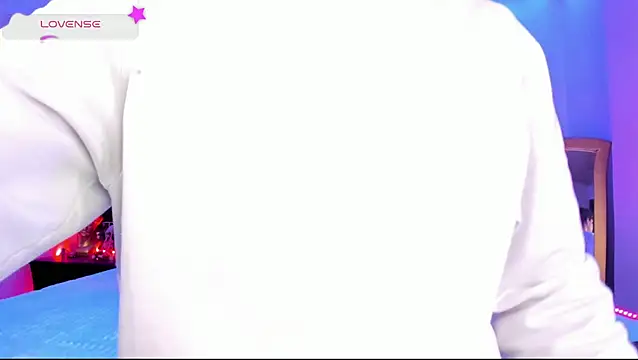 Ethan Boyy online show from May 2026 07:56:02 PM