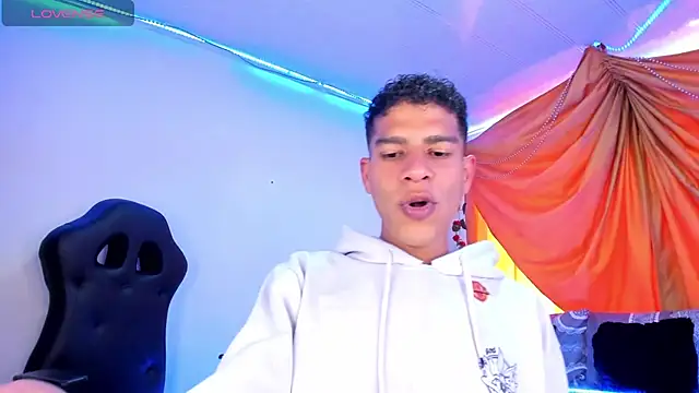 Ethan Boyy online show from November 2025 05:46:02 PM