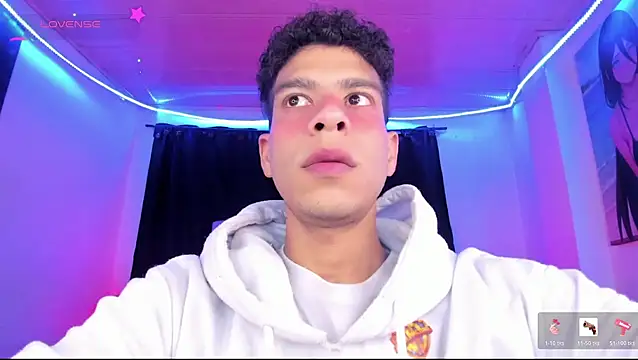 Snapshot of Ethan_Boyy chatting on June 2026 01:12:02 PM Ethan Boyy online show from June 2026 01:12:02 PM
