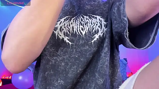 Ethan Boyy online show from April 2026 04:42:02 PM