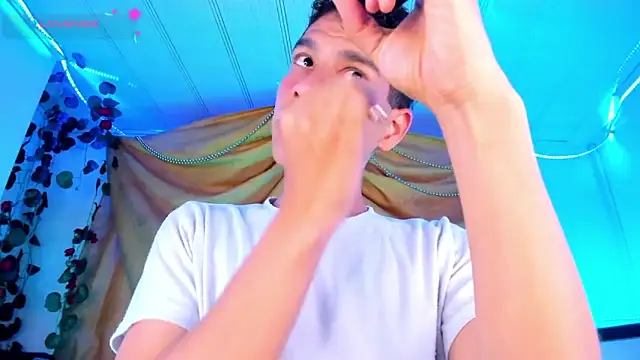 Ethan Boyy online show from January 2026 10:48:02 PM