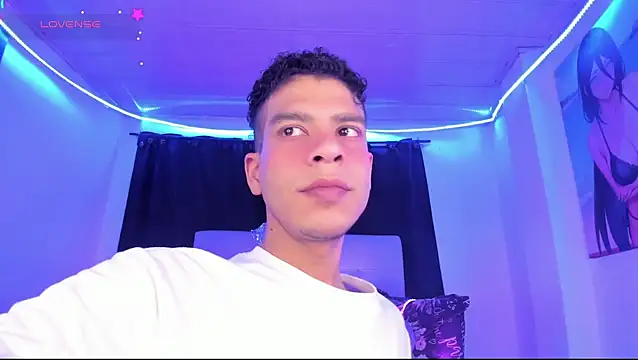 Ethan Boyy online show from May 2026 05:51:02 PM