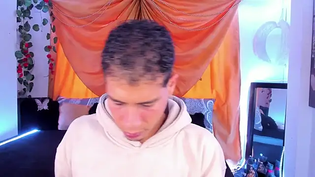 Ethan Boyy online show from October 2025 07:58:02 PM