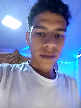 Ethan Boyy online show from November 2025 06:01:02 PM