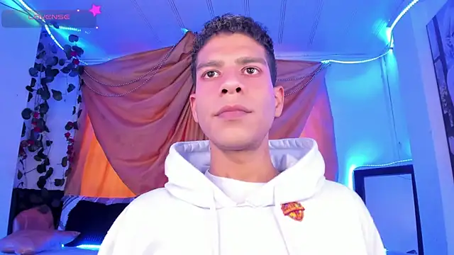 Ethan Boyy online show from November 2025 09:30:01 PM