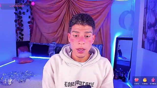 Ethan Boyy online show from October 2025 10:52:01 PM