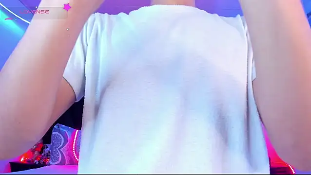 Ethan Boyy online show from April 2026 04:00:02 PM