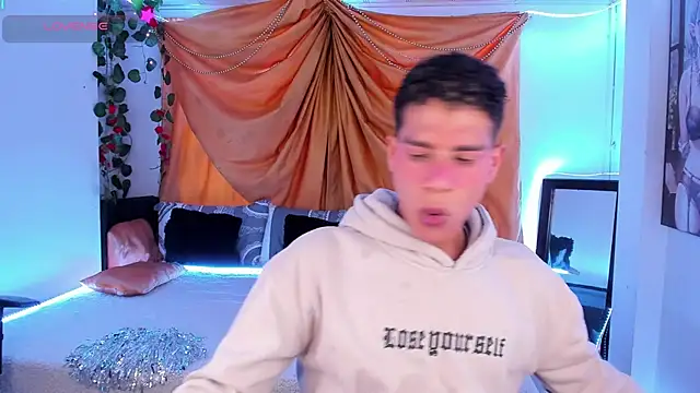 Ethan Boyy online show from October 2025 09:47:01 PM