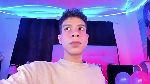 Ethan Boyy online show from March 2026 07:08:02 PM