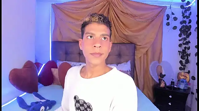 Ethan Boyy online show from March 2025 11:20:02 PM