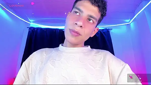 Ethan Boyy online show from April 2026 06:25:02 PM