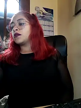 Snapshot of AnonymousGirl chatting on December 2025 09:34:01 PM AnonymousGirl online show from December 2025 09:34:01 PM