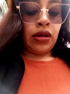 Snapshot of AnonymousGirl chatting on March 2026 01:04:01 PM AnonymousGirl online show from March 2026 01:04:01 PM