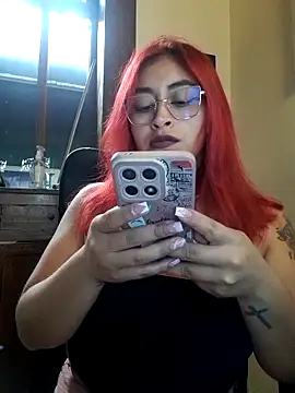 Snapshot of AnonymousGirl chatting on November 2025 07:36:01 PM AnonymousGirl online show from November 2025 07:36:01 PM