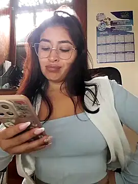 Snapshot of AnonymousGirl chatting on February 2026 06:32:02 PM AnonymousGirl online show from February 2026 06:32:02 PM