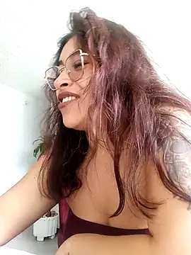 AnonymousGirl online show from May 2026 03:17:01 PM