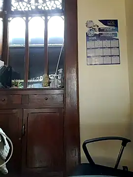 Snapshot of AnonymousGirl chatting on November 2025 01:37:02 PM AnonymousGirl online show from November 2025 01:37:02 PM