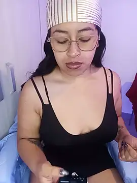 AnonymousGirl online show from August 2026 12:36:02 PM