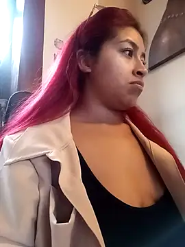 Snapshot of AnonymousGirl chatting on October 2025 09:48:01 PM AnonymousGirl online show from October 2025 09:48:01 PM