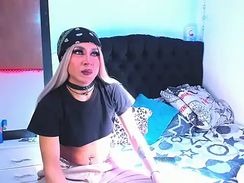 Georgina Giio online show from September 2025 08:47:01 PM