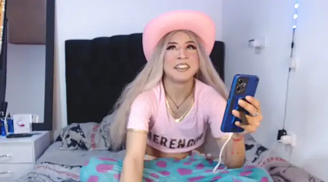 Georgina Giio online show from February 2025 04:24:02 AM