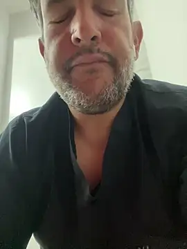 Snapshot of Inglphons chatting on January 2025 04:36:02 AM Inglphons online show from January 2025 04:36:02 AM