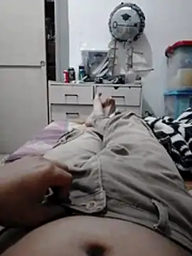 Snapshot of alejo5288 chatting on November 2025 02:59:02 AM alejo5288 online show from November 2025 02:59:02 AM