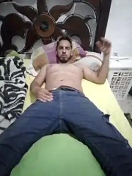 Snapshot of alejo5288 chatting on February 2026 04:23:01 AM alejo5288 online show from February 2026 04:23:01 AM