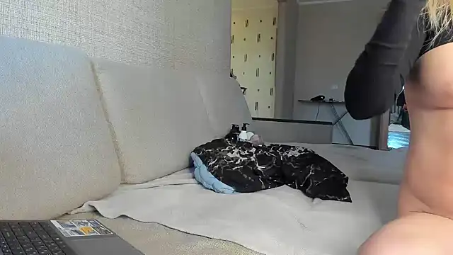 KittyMeawsX online show from March 2026 01:29:01 AM