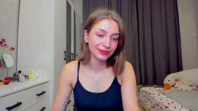 Snapshot of Shawty_Maria chatting on March 2025 09:13:02 PM Shawty Maria online show from March 2025 09:13:02 PM