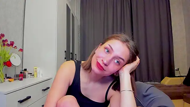 Snapshot of Shawty_Maria chatting on March 2025 09:15:02 PM Shawty Maria online show from March 2025 09:15:02 PM