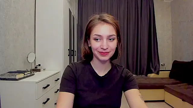 Snapshot of Shawty_Maria chatting on February 2025 02:10:01 PM Shawty Maria online show from February 2025 02:10:01 PM