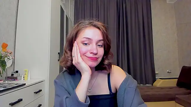 Snapshot of Shawty_Maria chatting on February 2025 08:47:02 PM Shawty Maria online show from February 2025 08:47:02 PM