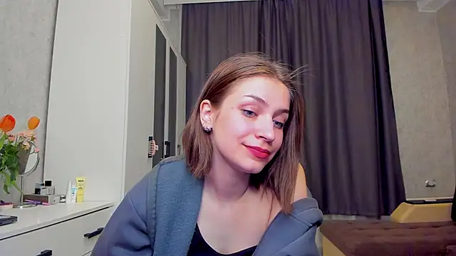 Snapshot of Shawty_Maria chatting on February 2025 08:50:01 PM Shawty Maria online show from February 2025 08:50:01 PM