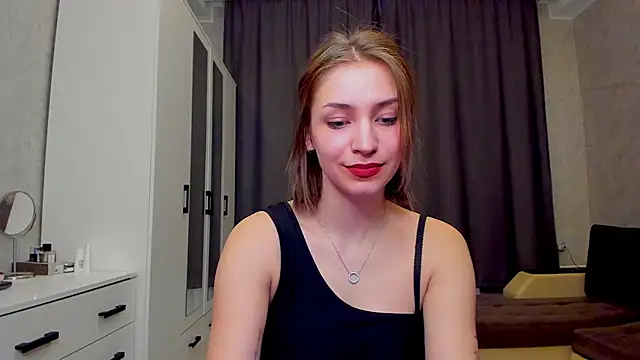 Snapshot of Shawty_Maria chatting on February 2025 05:50:01 PM Shawty Maria online show from February 2025 05:50:01 PM