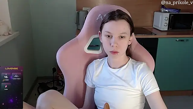 Snapshot of na_prikole_ chatting on April 2026 03:08:01 AM na prikole online show from April 2026 03:08:01 AM