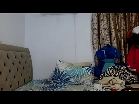 sweethoneytsx online show from February 2026 11:37:02 PM